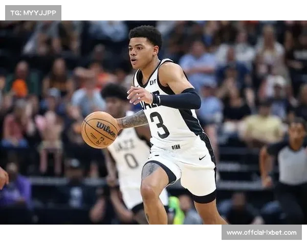 爵士攻强守弱风格明显，助攻失误数据均列联盟前茅